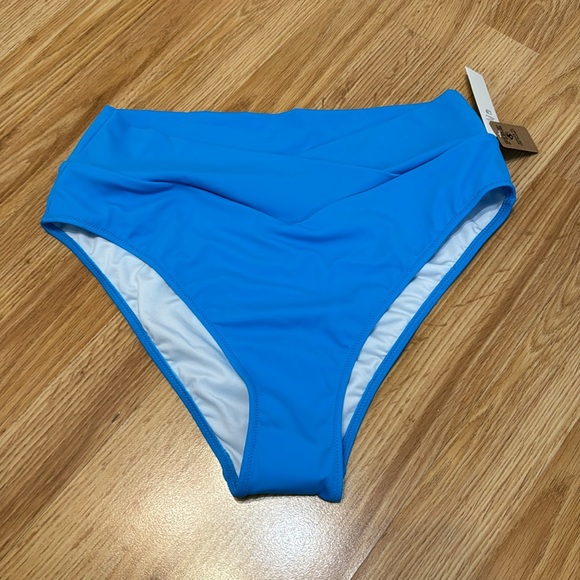 NWT ✨ Aqua Blue 2 piece swimwear set from PINK - Top size M / bottoms size L - Picture 7 of 11